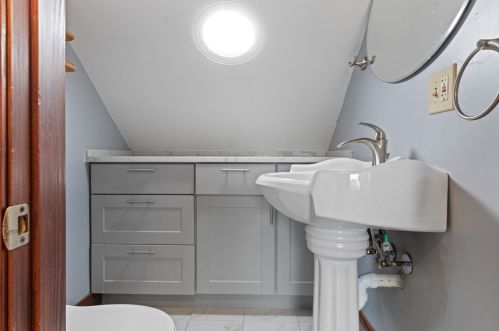 78 Hbr Vw St, Boston MA exterior