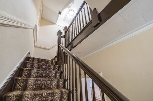 111 Hauxhurst Ave, Union City NJ 07086-6836 exterior