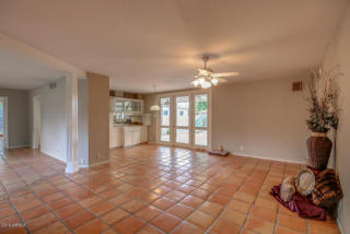 301 Seldon Ln, Phoenix AZ  85021-4554 exterior