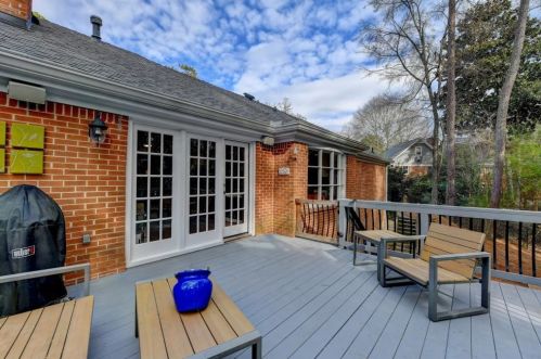 1721 Kings Down Cir, Atlanta GA 30338-5625 exterior