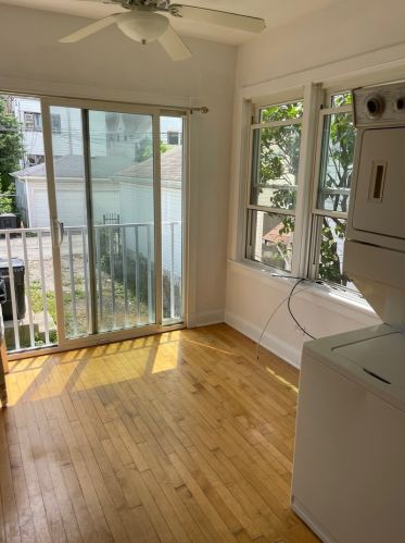 2947 Lawndale Ave, Chicago IL 60655-3313 exterior