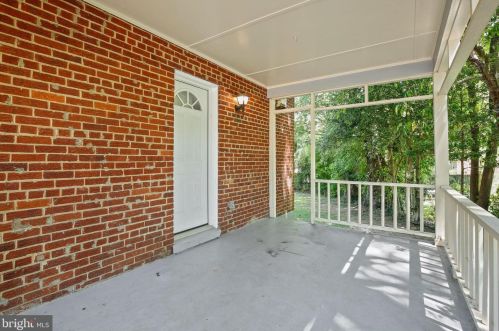 2603 Arvin St, Silver Spring, MD 20902-2754