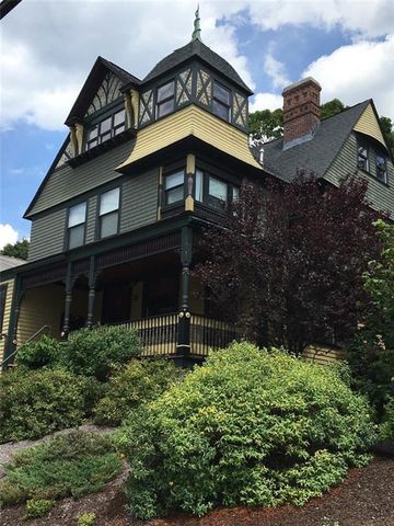 163 Butler Ave, Providence RI  02906-5308 exterior