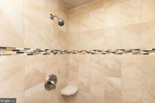 1630 9 St, Philadelphia PA 19122-0028 exterior