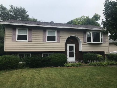 517 Baldwin Ave, Waukegan, IL 60085-3107