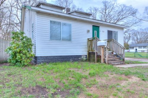 528 Creston St, Meskegon MI 49442-2262 exterior