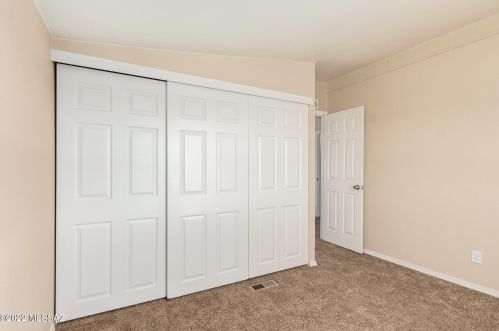 8434 Alice Vail Ln, Tucson AZ  85736-1809 exterior