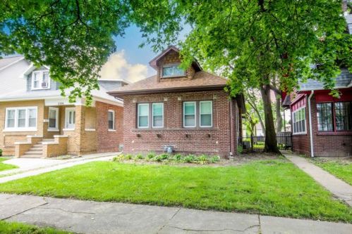 2104 6th Ave, Broadview, IL 60153-3215