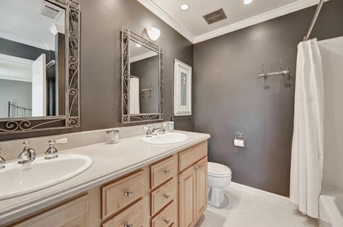 3 Iron Bound Pl, Atlanta GA 30318-1424 exterior