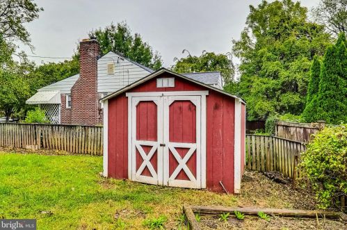 2315 Homestead Dr, Silver Spring MD 20902-4950 exterior