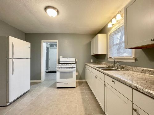 1054 Amity Ave, Meskegon MI  49442-3711 exterior