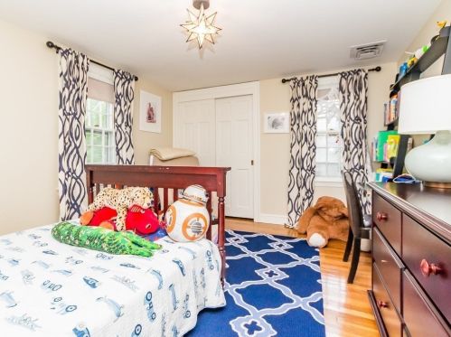 146 Arnold Rd, Newton MA 02459-3046 exterior