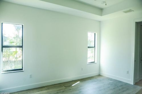 4040 58 Ave, Naples FL 34120-2656 exterior