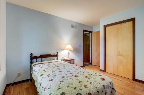 4714 Billingsgate Ln, Bull Valley IL 60098-8748 exterior