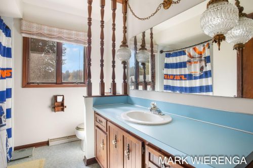 431 Mt Garfield Rd, Meskegon MI 49441-6000 exterior