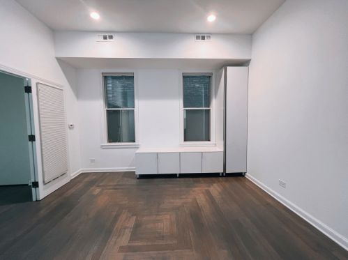 629 Belden Ave, Chicago IL  60614-3305 exterior