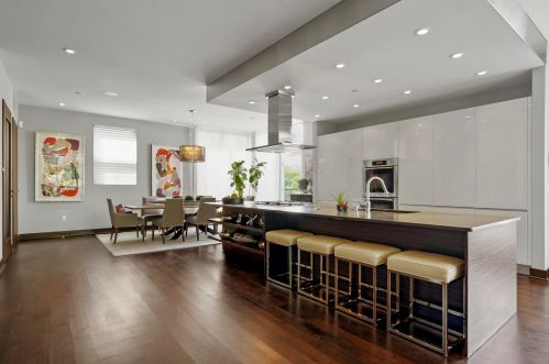 755 Kilbourn Ave, Milwaukee WI 53208-3111 exterior