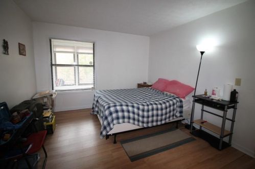 1406 Br Dr, Tucker GA 30084-1278 exterior