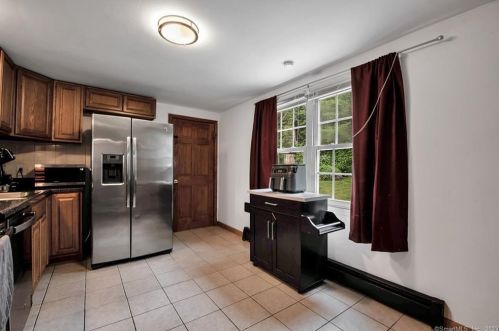 199 Buena Vis Ave, Torrington CT 06790-4028 exterior