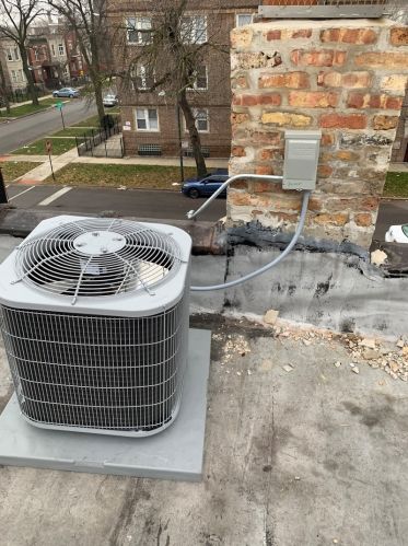 602 Central Park Ave, Chicago IL 60659-3930 exterior