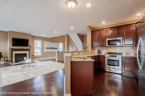 301 April Way, Middletown NJ  07748-6509 exterior