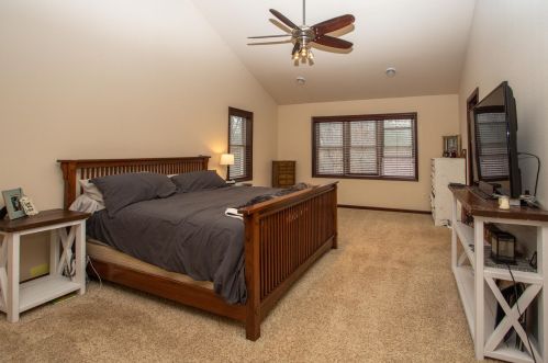 3998 Kimberly Ave, Milwaukee WI 53221-4553 exterior