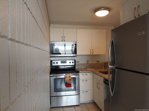 3215 Ala Ilima St, Honolulu HI  96818-2946 exterior