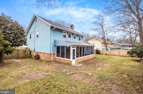 8428 Cherry Vly Ln, Alexandria VA 22309-2100 exterior