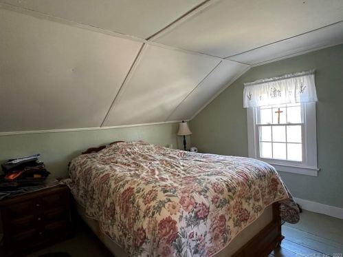 46 Mcgrath Ln, Exeter CT  06249-2608 exterior