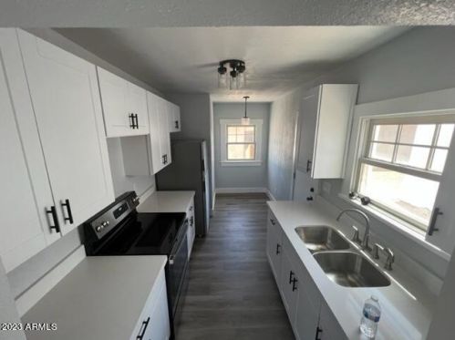 505 12th St, Phoenix AZ  85006-3408 exterior