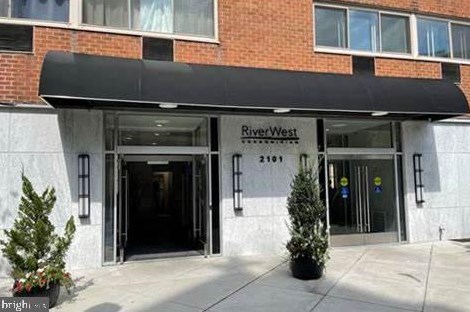 2101 Chestnut St, Philadelphia PA  19103-3197 exterior