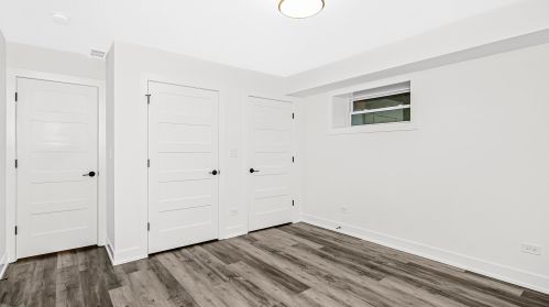 3358 Calumet Ave, Chicago IL 60616-1407 exterior