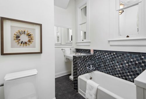 3635 Janssen Ave, Chicago IL 60613-3707 exterior