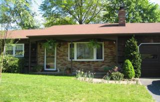 12 Woodbrook Dr, Matawan, NJ 07747-1902