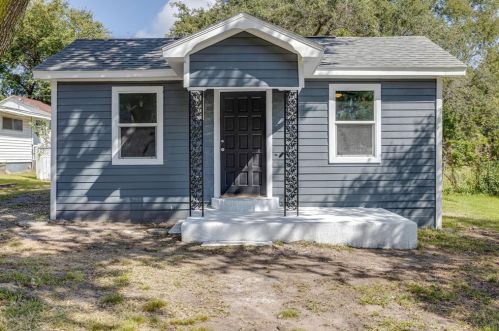 519 Gandy St, Denison TX  75021-2811 exterior