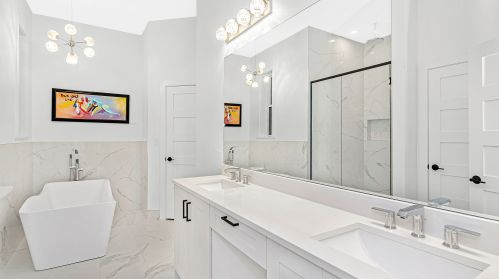 3358 Calumet Ave, Chicago IL 60616-1407 exterior