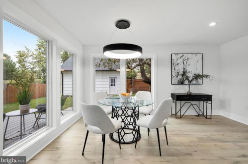 4624 Asbury Pl, Washington DC  20016-4325 exterior