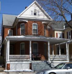 422 Baltimore St, Hanover PA  17331-3309 exterior