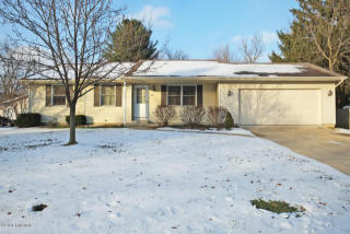 2705 Parchmount Ave, Kalamazoo MI  49004-1747 exterior