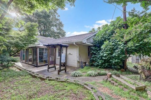 4622 Cherry Ln, Tucker GA  30084-2923 exterior