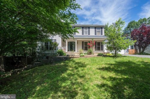 4916 Lincoln Ave, Alexandria, VA 22312-1937