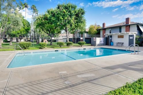 16576 Montego Way, Tustin CA  92780-4127 exterior