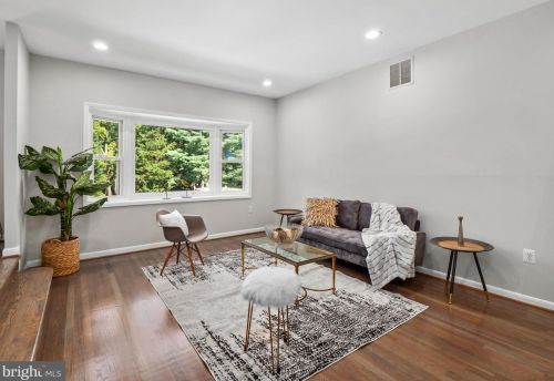 11839 Enid Dr, Rockville MD 20854-3454 exterior