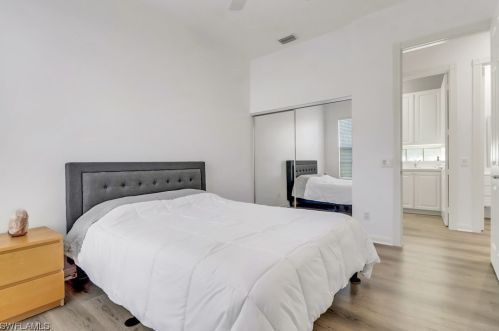 4609 Navassa Ln, Naples FL exterior