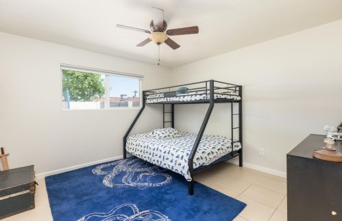 802 Monterey Pl, Chandler AZ 85225-4458 exterior