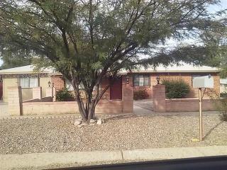 6667 Scarlett St, Tucson AZ  85710-1040 exterior
