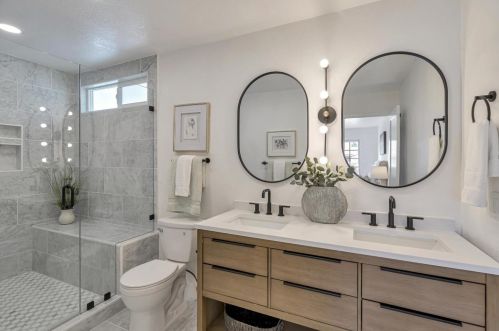 501 Crosslees Dr, San Jose CA  95111-1828 exterior