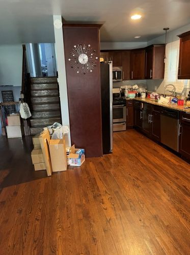 8022 Kimbark Ave, Chicago, IL 60619-3419