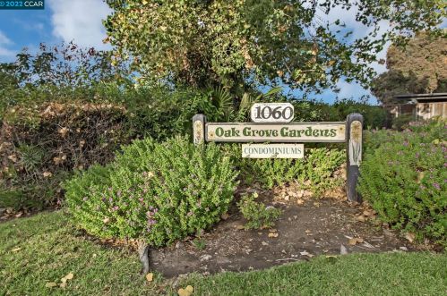 1060 Oak Grove Rd, Concord CA 94518-3129 exterior