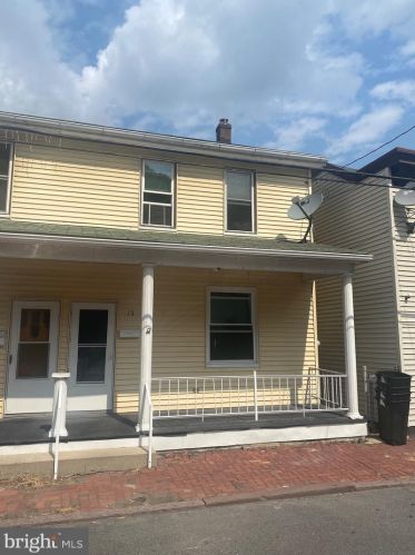 13 Savory St, Primrose PA  17901-3937 exterior